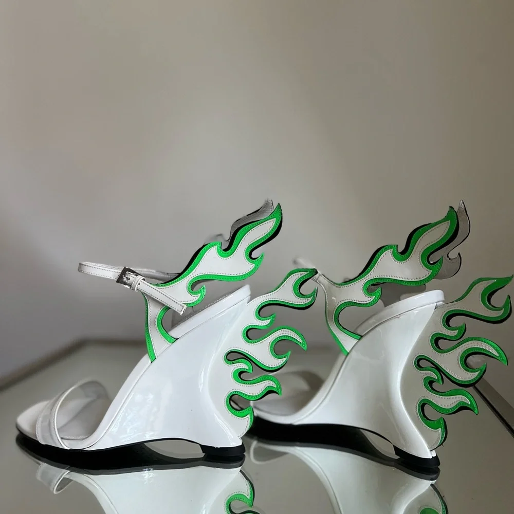 New PRADA Flame Patent-Leather Sandals 36 $1,100 - Picture 10 of 15